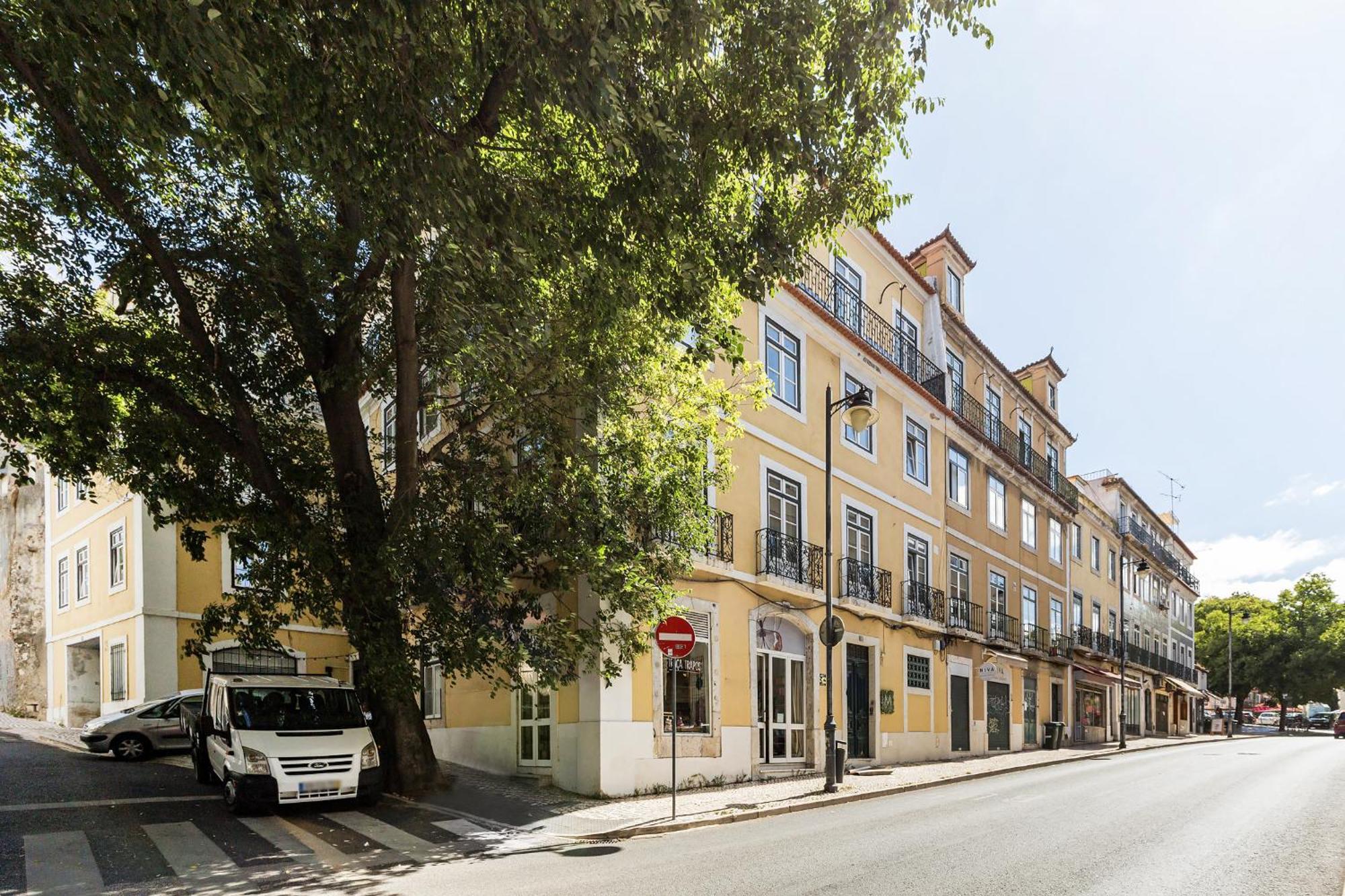 Metropolitan Living Lisbon - Janelas Verdes Extérieur photo